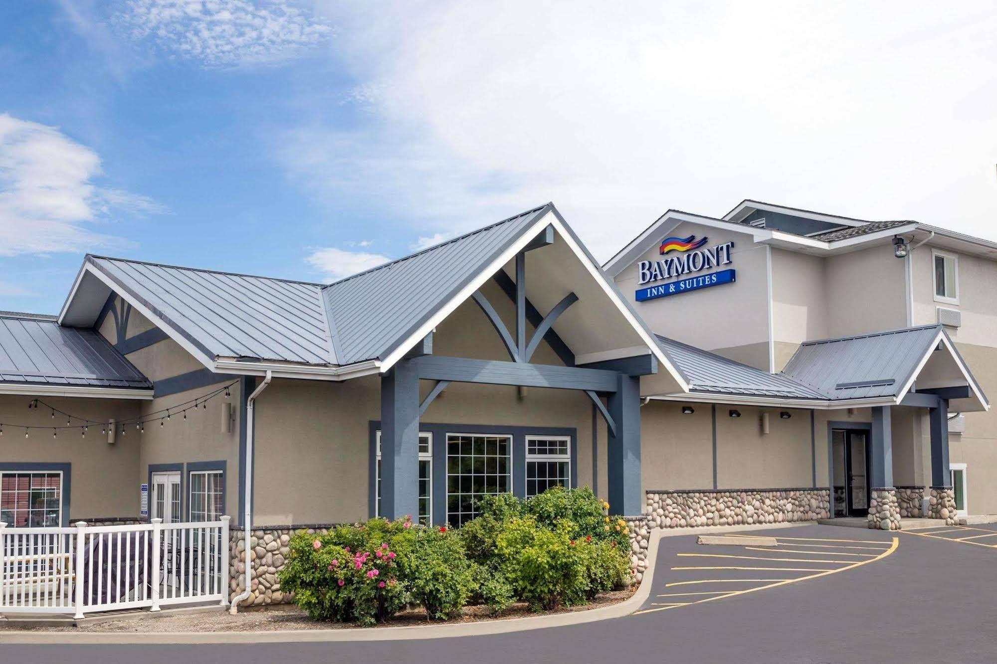 Silverstone Inn & Suites Spokane Valley Exterior photo